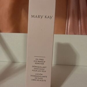 Mary Kay Oil-Free Eye Makeup Remover - Soft Pink
